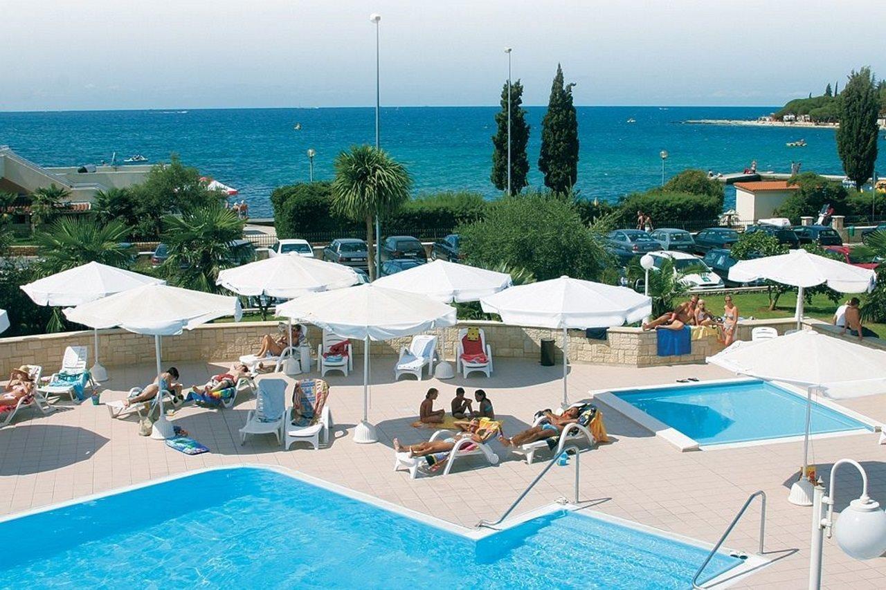 Hotel Park Plava Laguna 4*